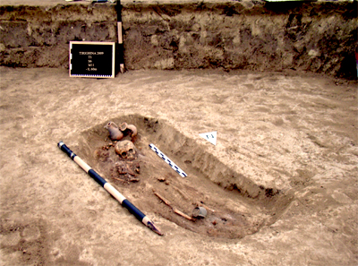 Imagine a mormantului M11, sectiunea S6, tumulul T1, situl arheologic Tirighina