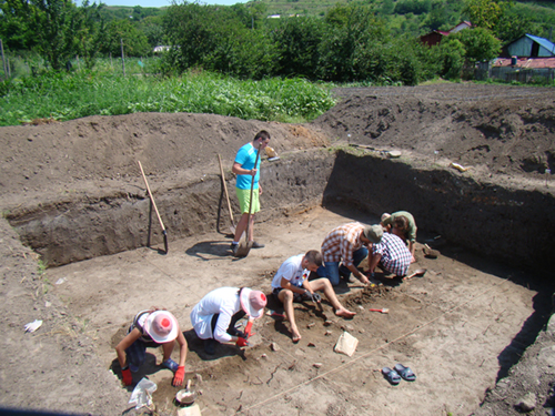 Situl Negrilesti, campania arheologica 2013, aspect de santier