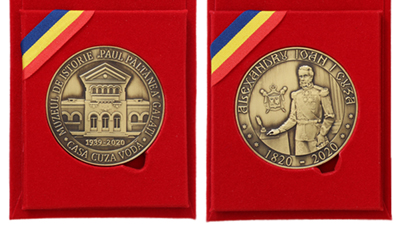 Medalie dedicata bicentenarului nasterii